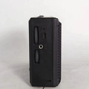 Radio Portátil Multibanda FM AM SW Personalizada, Reproductor de MP3 con Bluetooth, Linterna LED, Dispositivo de Audio Recargable para Emergencias al Aire Libre - Product Image 3