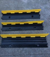 Rampe de câble de sécurité durable en caoutchouc pour la sécurité routière