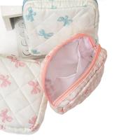 Tas Kosmetik Bermotif Bunga dengan Jahitan Quilted, Dapat Disesuaikan dengan Label Pribadi, Portabel untuk Perjalanan, Tempat Penyimpanan Lipstik, Pouch Makeup Mini untuk Wanita