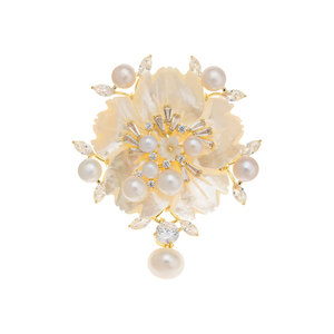 Flower Brooch Freshwater Pearl Imitation Shell Pearl Zinc Alloy Unisex Wedding Accessory - Product Image 5