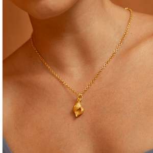 Collar con Colgante de Corazón y Trébol de la Suerte, Resistente al Agua, Chapado en Oro de 18K, para Niños - Product Image 3