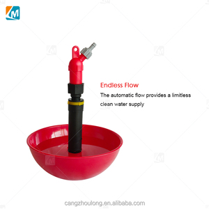 Bebedero Automático para Aves de Corral YYX LM72 (2 <span class=keywords><strong>Pintas</strong></span>) con Manguera de Plástico Resistente y Recipiente para Aves de Corral, Patos, Pollitos y Pollos de Engorde - Product Image 3