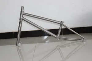Cuadro de Bicicleta BMX GETWICK Premium de Titanio de 26 Pulgadas, Ligero y Resistente para Deportes Extremos, Ciclismo Freestyle y Acrobacias - Product Image 2