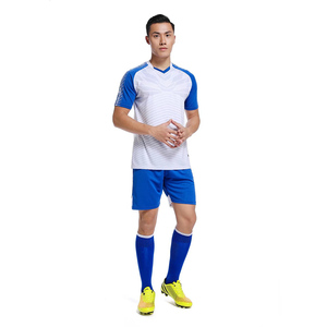 Nuevo diseño de camiseta de fútbol en blanco personalizar Logo kits de fútbol conjunto de uniforme de fútbol - Product Image 3