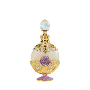Flacon de parfum d'huile essentielle antique en verre vide fantaisie de luxe de 15 ml avec bâtonnet en verre - Product Image 1