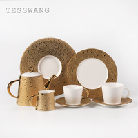 Service de table en porcelaine fine plaqué or Regal TESSWANG – Vaisselle de luxe à motif alvéolé pour mariages royaux modernes et grands banquets
