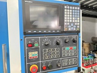 Tour-fraiseuse combinée verticale CNC Taiwan Chaoqun VMC 1060, 3 axes, Fanuc, robuste, BT40, broche unique, d'occasion, économie d'énergie