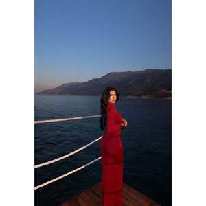 Robe de randonnée et d'extérieur Tile Electra, vêtements pratiques pour les aventures actives - Product Image 3