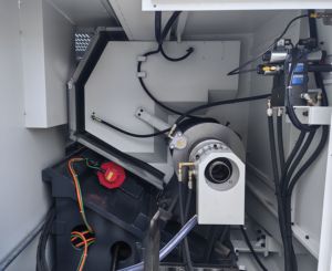 Nouveau design, tour CNC 10 axes robuste 12T avec tourelle à outils, centre de tournage à guidage linéaire, lit incliné et double broche haute vitesse Fanuc - Product Image 4