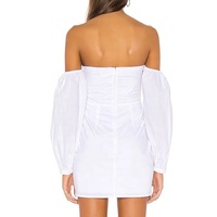 Robe Mini Femme Blanche Unie à Manches Longues, Coupe Bodycon, Épaules Dénudées, Froncée, 100% Coton, Tendance Été, Vente en Gros