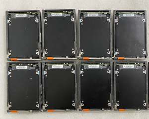D4F-2SFXL2-15360 005053162 005053163 ฮาร์ดไดรฟ์ SSD ขนาด 15.36T พร้อมถาด - Product Image 4