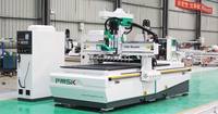 Machine de gravure CNC à grande vitesse 1325 ATC, routeur CNC 3 axes avec changeur d'outils automatique linéaire pour la fabrication de meubles et d'armoires