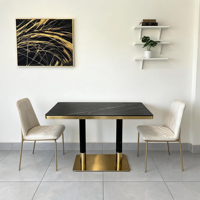 Table de comptoir en marbre de style minimaliste de luxe pour les boutiques de desserts et de thé, les cafés, les zones de service et les restaurants