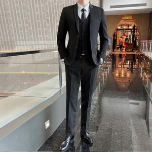 Costume <span class=keywords><strong>homme</strong></span> de haute qualité OEM, style <span class=keywords><strong>italien</strong></span> classique, veste de costume imperméable ajustée, pantalon long, col en V, ensembles de bureau et de mariage - Product Image 1