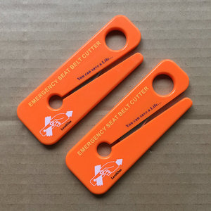 เครื่องตัดเข็มขัดฉุกเฉินอุตสาหกรรมแบบกำหนดเอง พร้อมใบเลื่อยสแตนเลส คีมตะไบ และไขควง - เครื่องมือความปลอดภัยที่คมและมีประสิทธิภาพ - Product Image 3