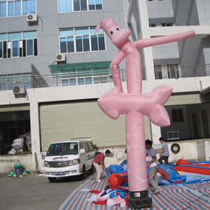 Inflable Air Dancer con Diseño de Vaca Adorable, Logotipo Personalizado, Impermeable, 3.6m de Altura, Ventilador Incorporado, Fácil Instalación para Eventos Publicitarios con Alimentación por Enchufe - Product Image 1