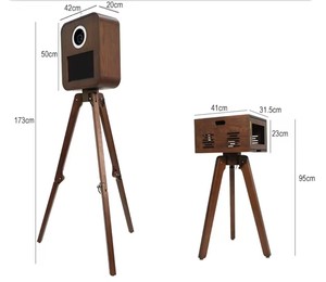 Cabina de Fotos Retro de Madera Maciza con Pantalla Táctil de 13.3 Pulgadas, Juego Completo con Soporte para Impresora, Cámara e Impresora con Estuche de Viaje - Product Image 3