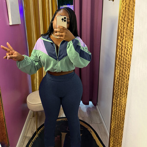 Survêtement patchwork pour femme avec logo personnalisé, nouvelle arrivée, manches longues, fermeture éclair, haut court, jogging, ensemble deux pièces - Product Image 3