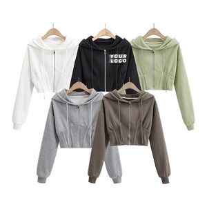 Sudadera con capucha de algodón OEM negra para mujer, personalizada con estampado, de felpa francesa, sexy, corta, de manga larga, para gimnasio, con logo frontal - Product Image 1