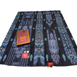 Sarong indonésien BHS Excellent Jacquard Gold Lungi Traditionnel Mixte Élégant Jacquard type JEA - Product Image 3