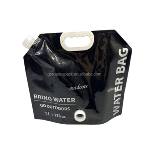 Bolsa de succión personalizada Doypack de 2l 3l de gran capacidad con boquilla y asa, bolsas con boquilla vertical para envasado de agua para cristales de coche - Product Image 1