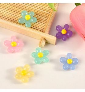 ชาร์มเรซิ่นรูปดอกไม้หลากสีขนาด 19 มม. แบบแบน สำหรับตกแต่งสมุดภาพ โทรศัพท์ และเครื่องประดับผม - Product Image 4