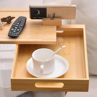 Support de téléphone de table rotatif à 360 ° Offre Spéciale plateau d'accoudoir de canapé en bambou avec rangement conception à clipser réglable pour canapés larges