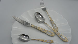 <span class=keywords><strong>Vendita</strong></span> Calda: Posate di Alta Qualità <span class=keywords><strong>in</strong></span> Acciaio Inox, Design Classico Placcato Oro, Regali Aziendali, Utensili da Tavola per Uso Domestico - Product Image 6