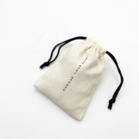 Pochette cadeau en tissu doux brossé blanc avec cordon de serrage, double impression de logo personnalisé, pour bijoux, boucles d'oreilles, bagues, sac anti-poussière