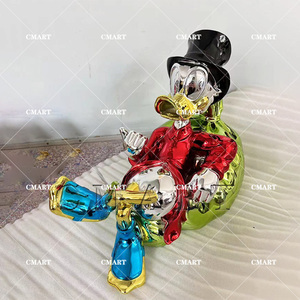 Scrooge McDuck Amca Milyoner Heykeli Oturan Picsou Amca Scoodge Duck Pop Art Heykeli Krom Çoklu Renkler Ördek Figürü - Product Image 5