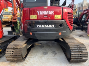Mini-excavatrice sur chenilles Yanmar VIO85 d'occasion en stock, pelleuse zéro-queue d'origine japonaise de 8 tonnes, système hydraulique d'origine sensible. - Product Image 5