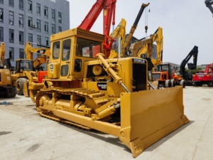 รถดันดิน CAT D6D มือสองจากสหรัฐอเมริกา ลดราคาพิเศษ โครงสร้างแข็งแรง อะไหล่หาซื้อน่าย เครื่องจักรก่อสร้างมือสองที่เชื่อถือได้ - Product Image 1