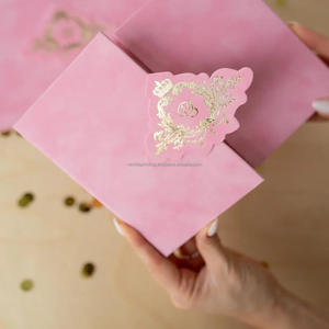 Invitaciones de Boda y Cumpleaños de Terciopelo Personalizadas de Lujo con Estampado Dorado Impresas en Offset sobre Papel Acrílico/Algodón Tamaño y Color Personalizados - Product Image 2
