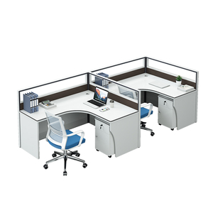Mobilier <span class=keywords><strong>de</strong></span> bureau convertible au design moderne Bureau <span class=keywords><strong>de</strong></span> travail en bois pour 2 4 6 8 employés avec <span class=keywords><strong>table</strong></span> <span class=keywords><strong>de</strong></span> séparation pour compartiments <span class=keywords><strong>de</strong></span> bureau - Product Image 5
