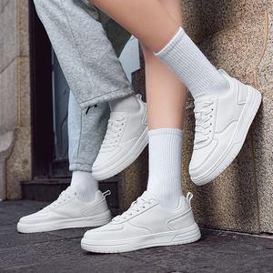 <span class=keywords><strong>Scarpe</strong></span> Alte Personalizzate con Logo Bianche per Marchio <span class=keywords><strong>di</strong></span> Moda <span class=keywords><strong>Scarpe</strong></span> Sportive Air Sneakers <span class=keywords><strong>da</strong></span> Uomo Produttore <span class=keywords><strong>di</strong></span> Sneakers Personalizzate - Product Image 3