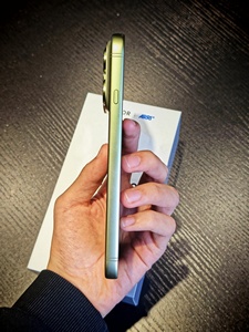 Nuevo Teléfono Honor Magic 9 5G 2026 con Cámara Principal de 200MP |   Snapdragon 8 Elite Gen5 |   Batería de 8000 mAh, Cargador de 80 W |   6.37 pulgadas - Product Image 3