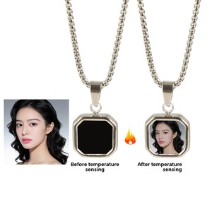 Collar con Colgante Fotográfico Termosensible que Cambia de Color, un Regalo de San Valentín para Novias - Product Image 1