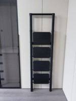 Nouvelle échelle pliante moderne en acier à 2-5 marches, style 2025, pour usage extérieur et en entrepôt, échelle domestique portable