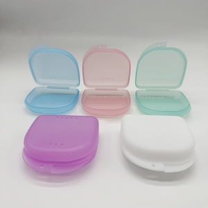 Dental <b>retainer</b> <b>case</b>, braces <b>case</b>, perforated dentures, orthodontic plastic tray <b>case</b>, small and medium-sized open source - Product Image 1