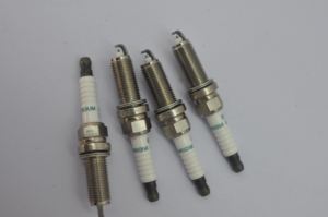 EMPAQUETADO ELECTRÓNICO - 4 Piezas por Paquete - Apto para Bujías de Iridio DENSO para Honda Accord <span class=keywords><strong>IXEH20TT</strong></span> - Product Image 2