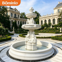 Fontaine Monumentale en Marbre Blanc Sculptée en Forme de Cheval, Fontaine d'Extérieur à 4 Niveaux pour Jardin, Taille Personnalisée pour Villa de Luxe, Hôtel, Place Publique