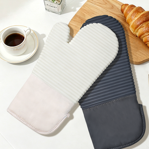 Gants de <span class=keywords><strong>four</strong></span> <span class=keywords><strong>en</strong></span> <span class=keywords><strong>silicone</strong></span> imprimés résistants à la chaleur, pour grillades, barbecue, cuisson, gants de <span class=keywords><strong>four</strong></span> personnalisés imprimés - Product Image 3