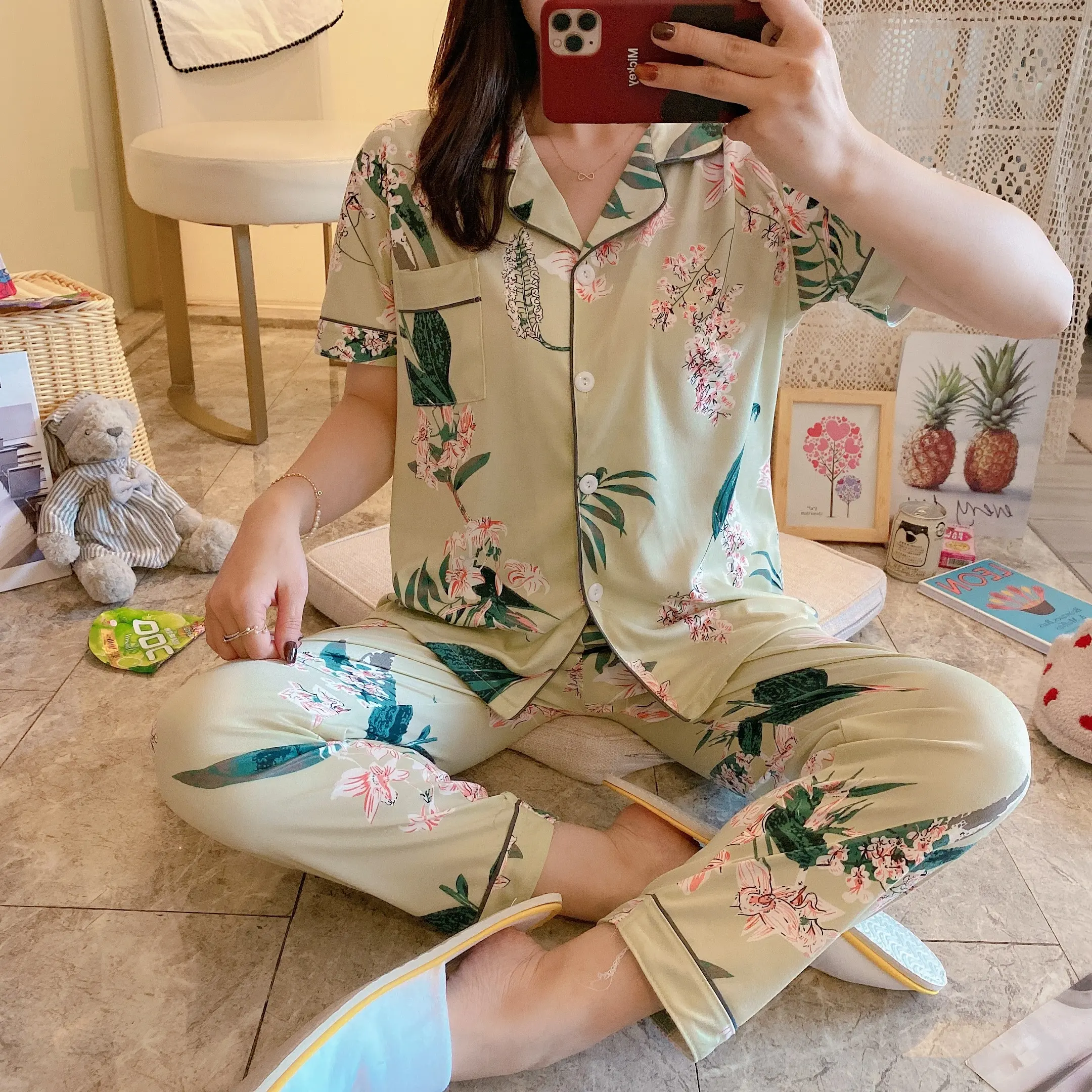 Wholesale floral printed short sleeves pajamas milk silk two piece set Korean casual night wear sleepwear with pocket for women