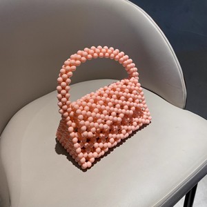 Bolso de mano triangular <span class=keywords><strong>morado</strong></span> hecho a mano con cuentas, mini bolso de acrílico hueco con perlas para mujer, ideal para fiestas de verano y eventos nocturnos. - Product Image 5