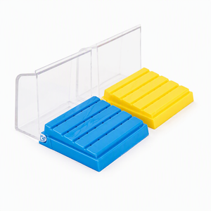 Boîte à seringues de désinfection en plastique à 24 trous avec couvercle transparent - Product Image 2