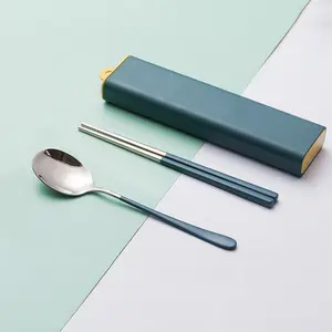 批发韩版银金属勺子筷子便携式旅行野餐不锈钢野营餐具套装带盒