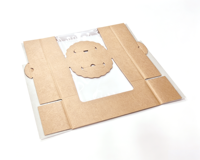 Boîte à gâteau plate autoportante portable haut de gamme biodégradable et recyclable avec fenêtre et poignée (carton ondulé) pour aliments