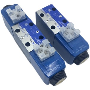 Vanne solénoïde Vickers DG4V-3-2C-M-U-H7-60 à commande hydraulique pour usage industriel - Product Image 2