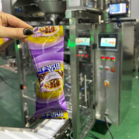 Machine d'emballage de films de haute précision tout-en-un pour pesage et remplissage, haute productivité, pour snacks, pop-corn, noix et chips