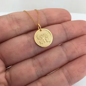 Fashion Jewelry 2022 Gold Coin Pendant Necklace Custom Personalized Engraved Butterfly Pendant Choker Necklace For Men Women